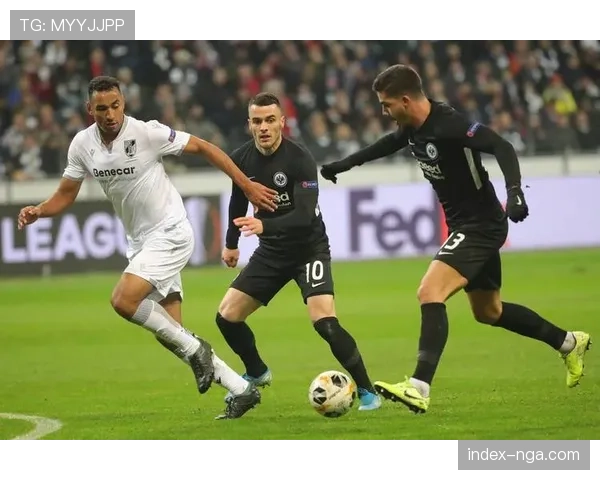 残阵摩纳哥客场挑战巴黎圣日耳曼,三中卫体系能否创造翻盘奇迹 残阵摩纳哥客场挑战巴黎圣日耳曼,三中卫体系能否创造翻盘奇迹